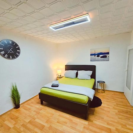 B&R Ferienhaus In Der Naehe Des Flughafens Nuremberg Luaran gambar