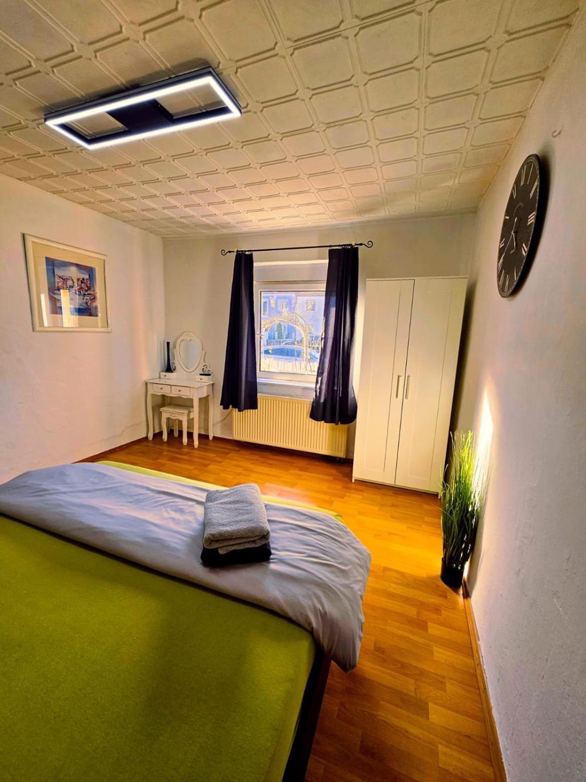 B&R Ferienhaus In Der Naehe Des Flughafens Nuremberg Luaran gambar